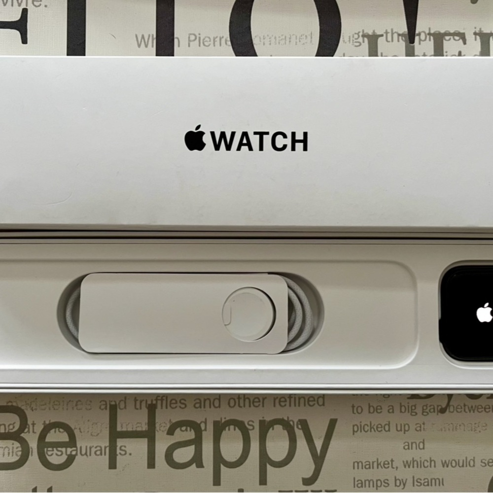 ••• 🚫SOLD🚫 Apple Watch SE - 44mm •••